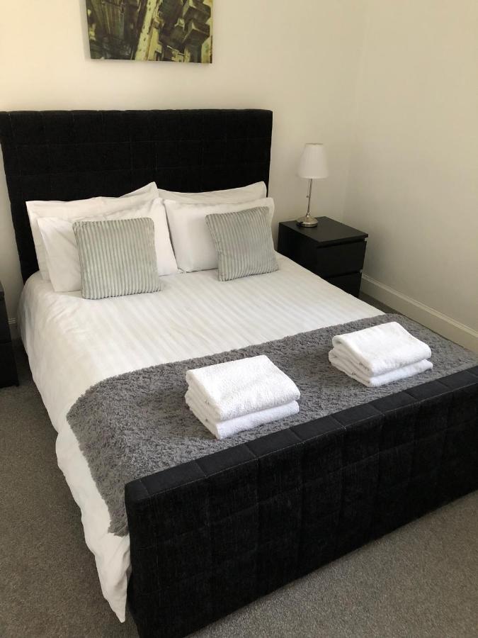 One Bedroom Flat On Ground Floor Edynburg